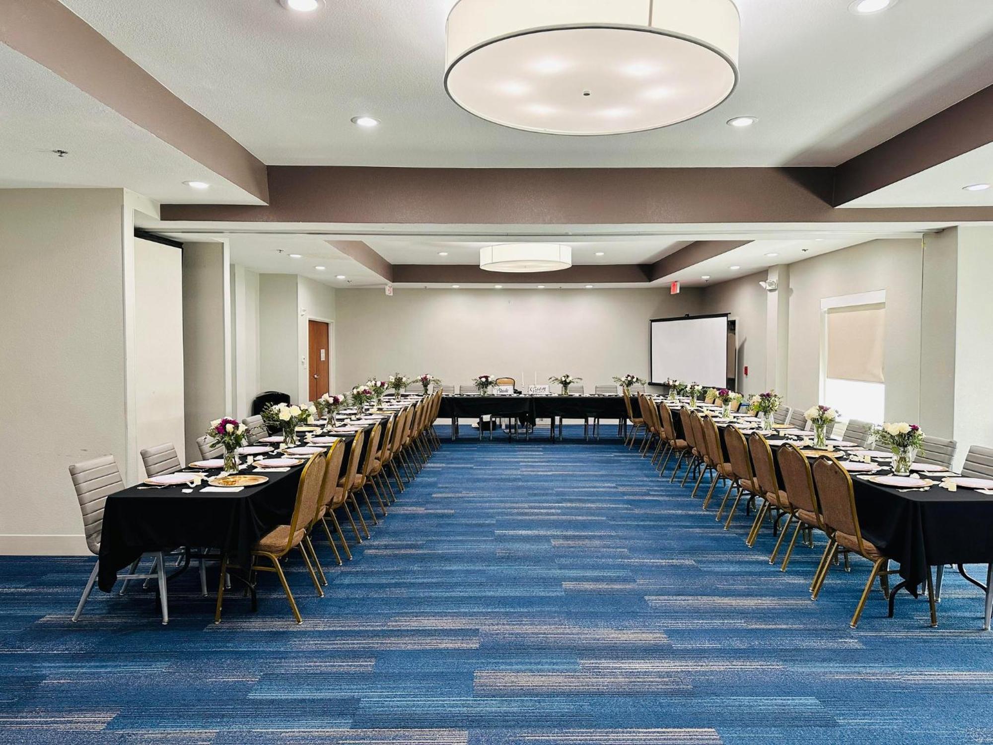 Holiday Inn Express Hotel & Suites Mansfield By Ihg Ngoại thất bức ảnh