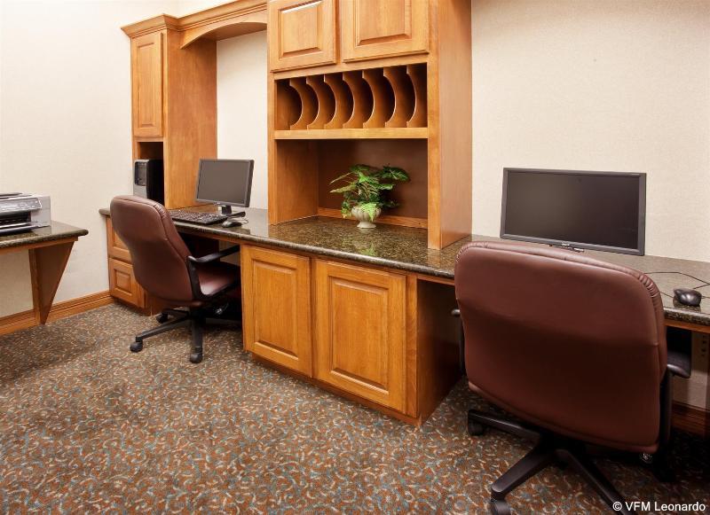 Holiday Inn Express Hotel & Suites Mansfield By Ihg Ngoại thất bức ảnh